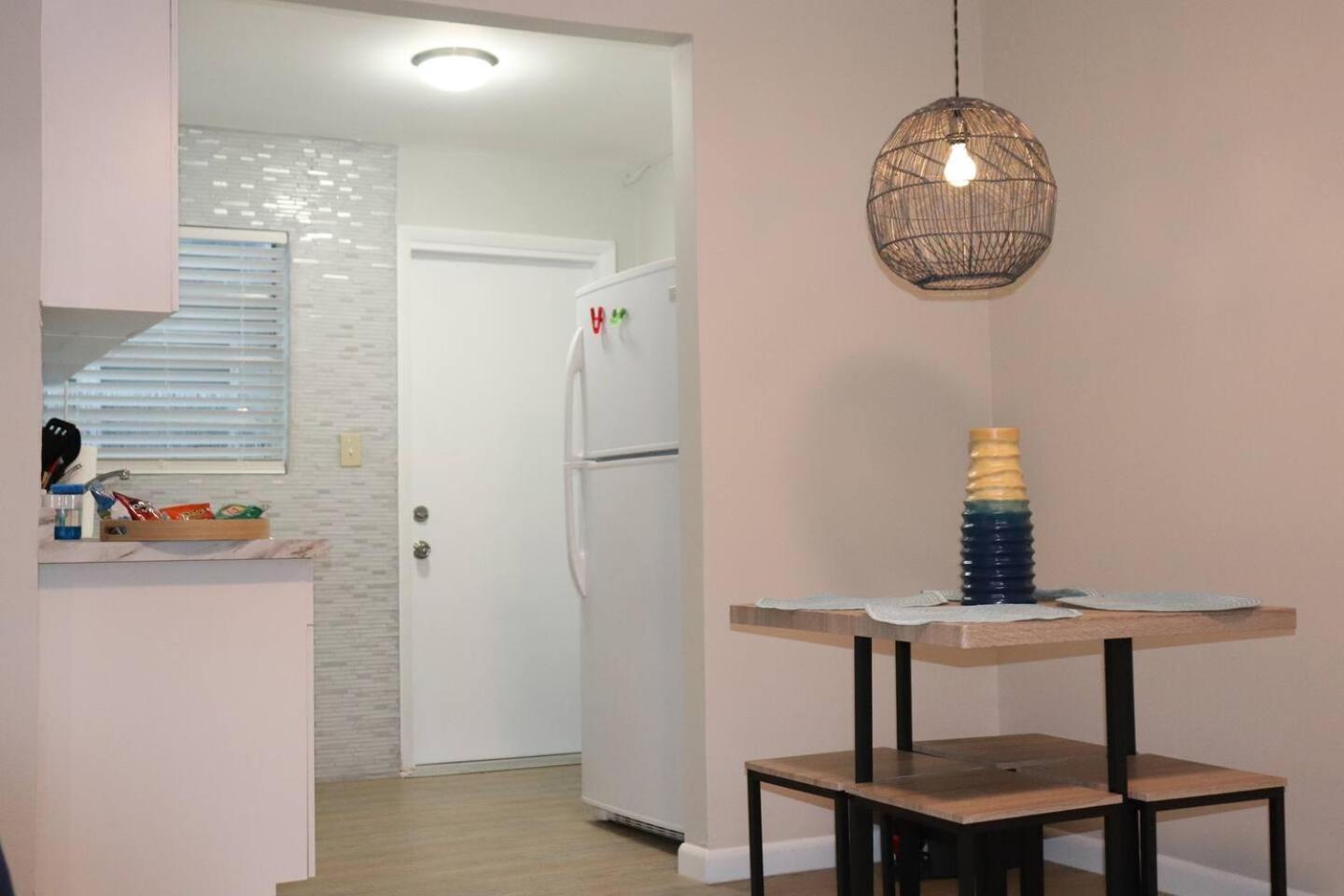 Luxury House With Delightful Style! Dania Beach