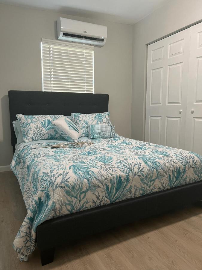 Luxury House With Delightful Style! * Dania Beach
