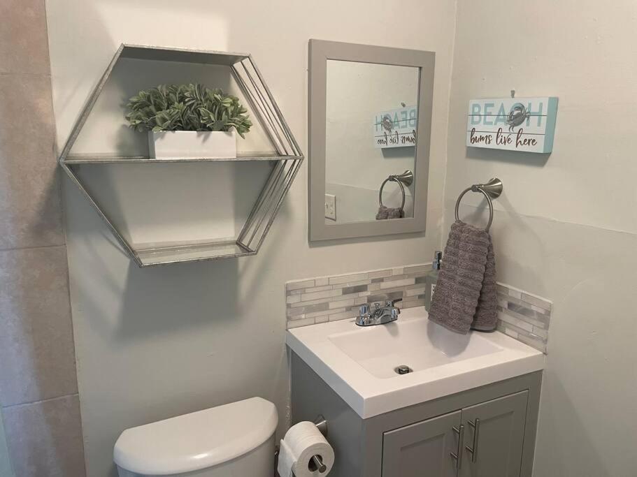 Luxury House With Delightful Style! * Dania Beach